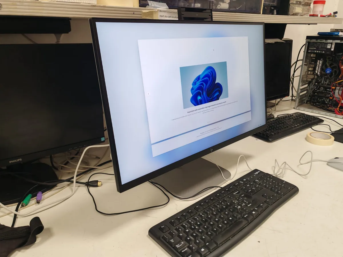 Postazioni nel laboratorio di assistenza Olipress